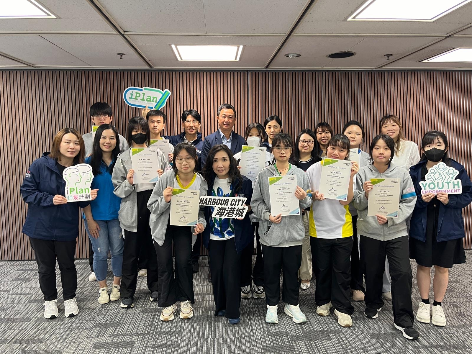 WhatsApp_Image_2024-05-17_at_09.02.57_(1)