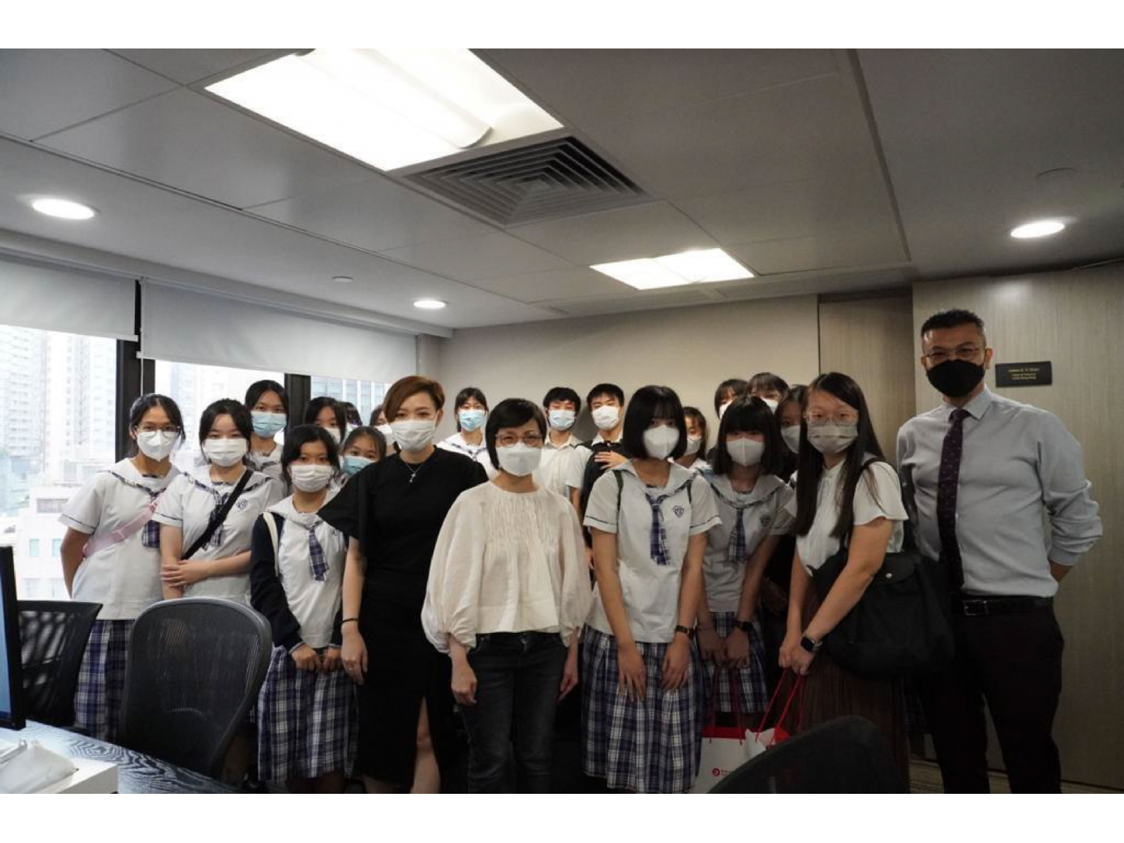 de500d39-59b5-4646-b7de-d152748822b1-01