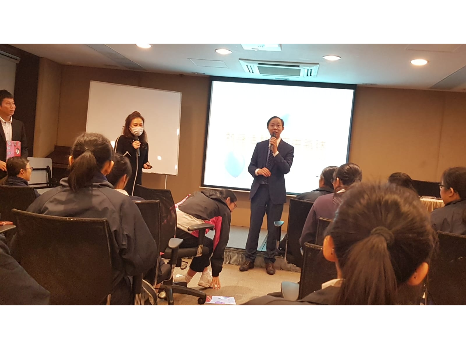 beb67840-e8b4-4e1f-b089-deed99afd687