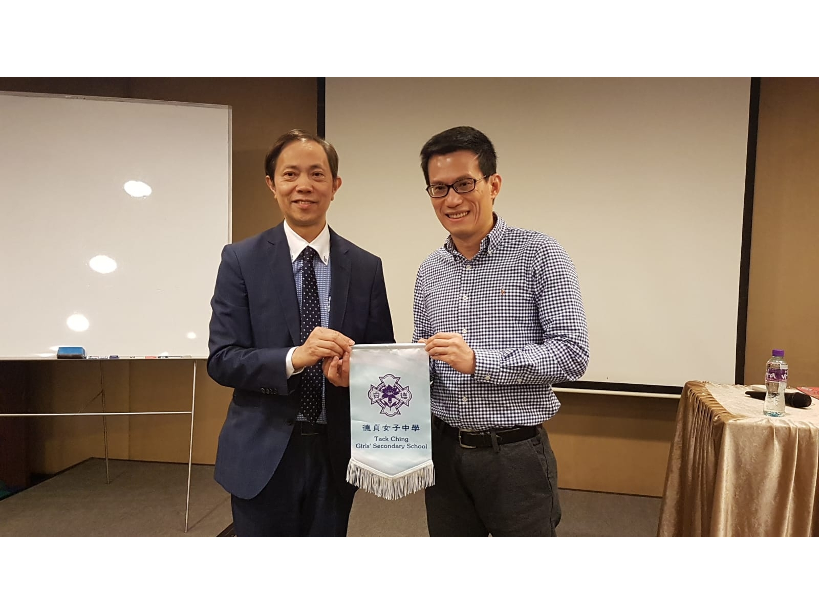 c7e6bb3d-faac-4435-813c-ada68189c03d