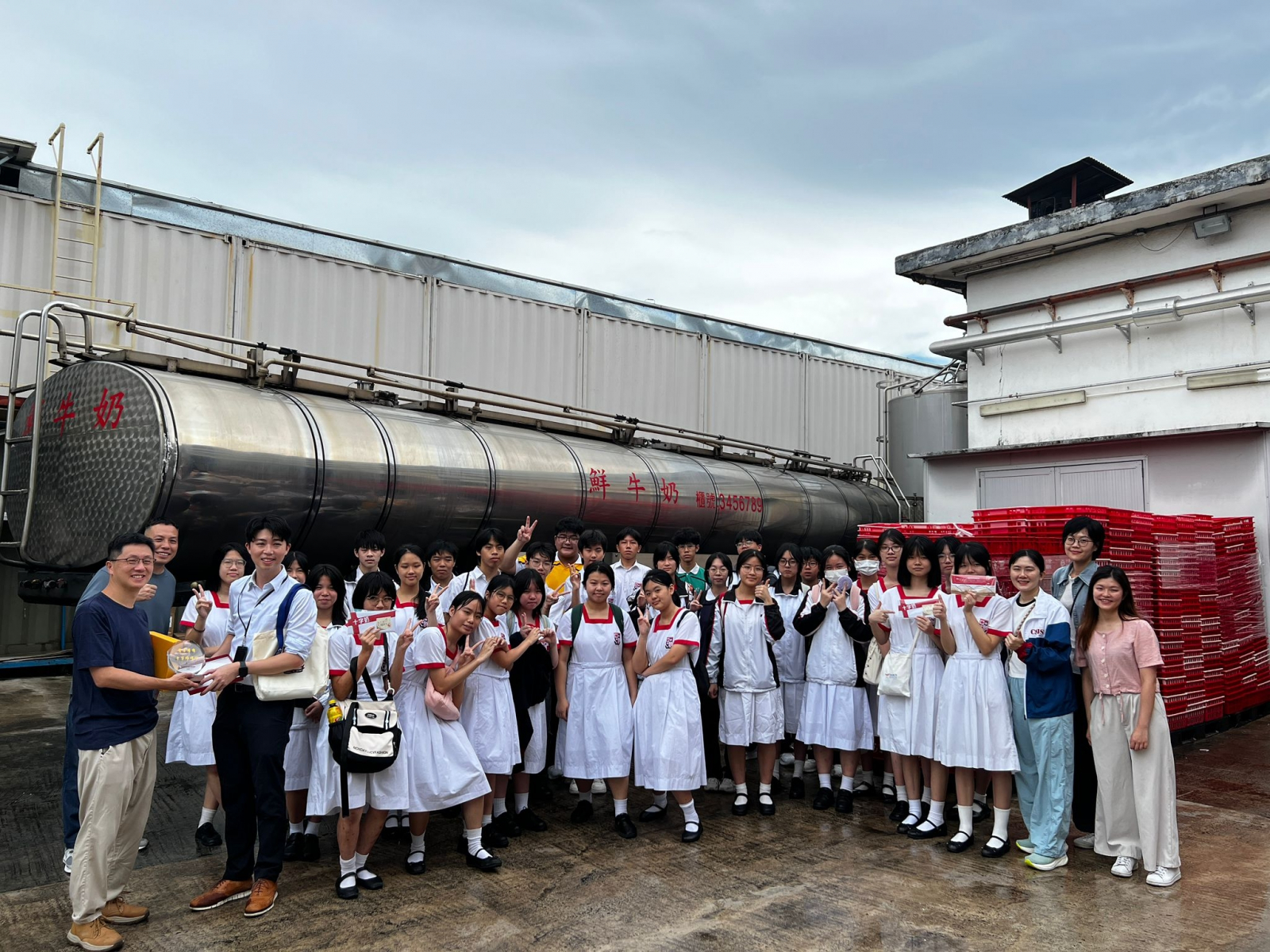 WhatsApp-Image-2025-09-03-at-17.03.54-1