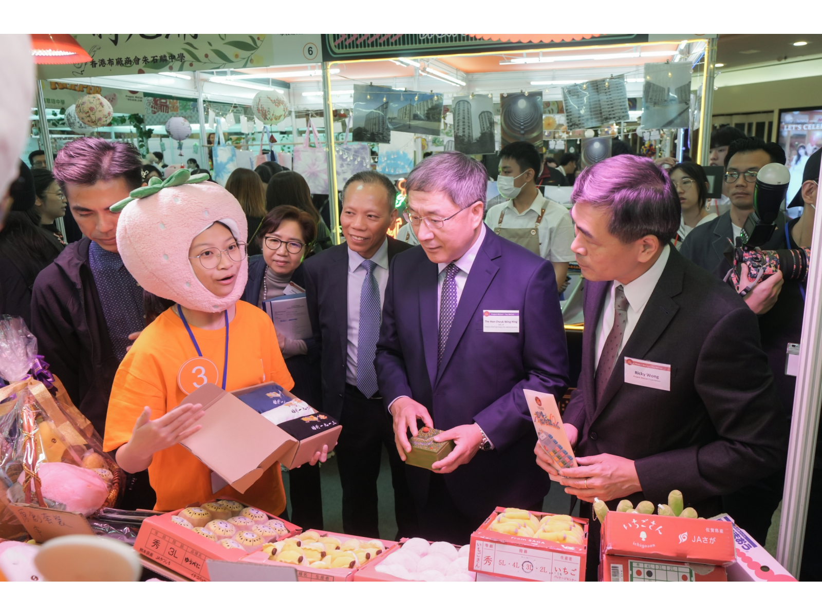 4._GuestTour_06GIN01036