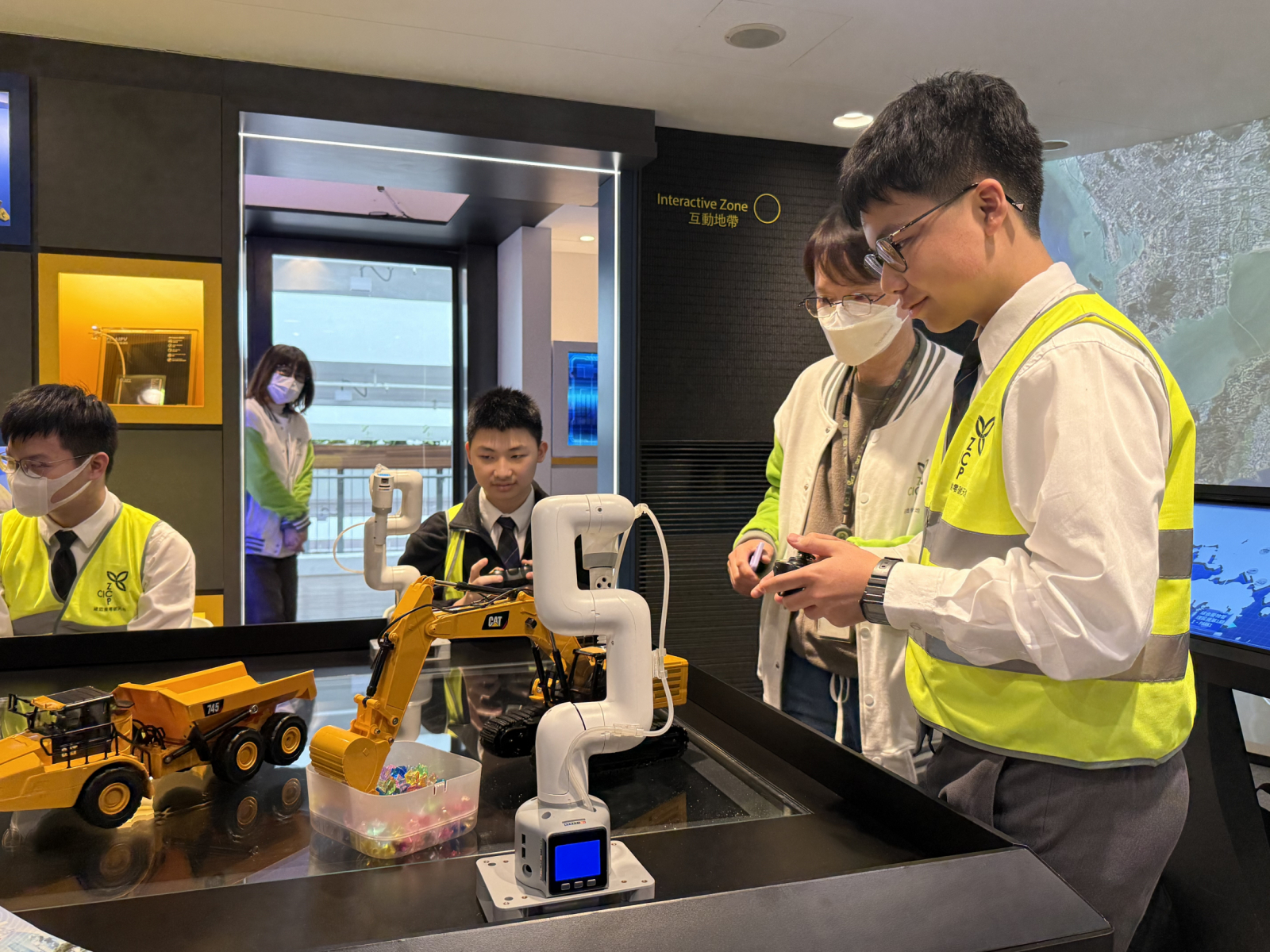 CIC-ZCP_IMG_8512_-_Helian_Ip