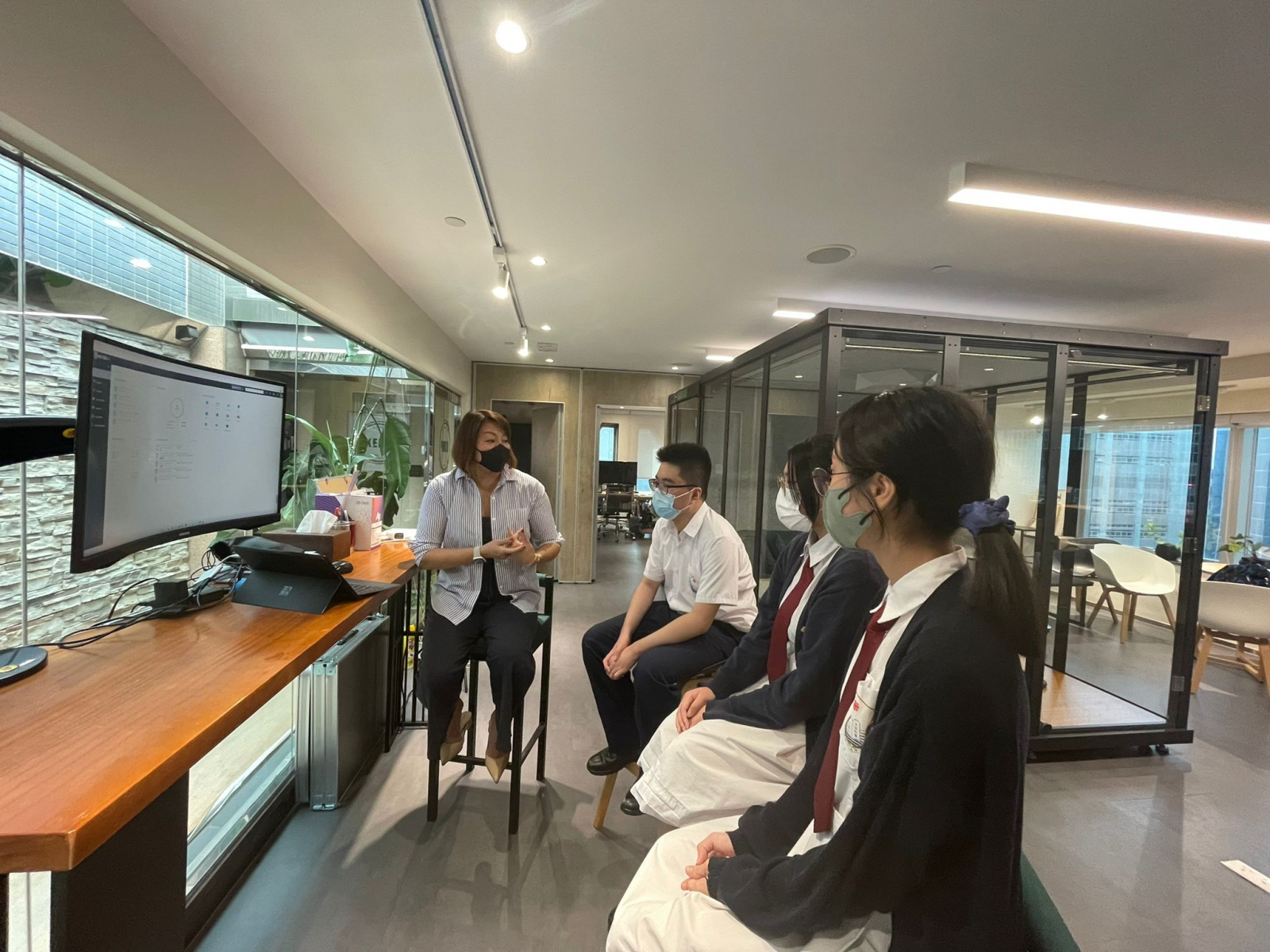 WhatsApp_Image_2022-10-13_at_4.17.54_PM_(1)