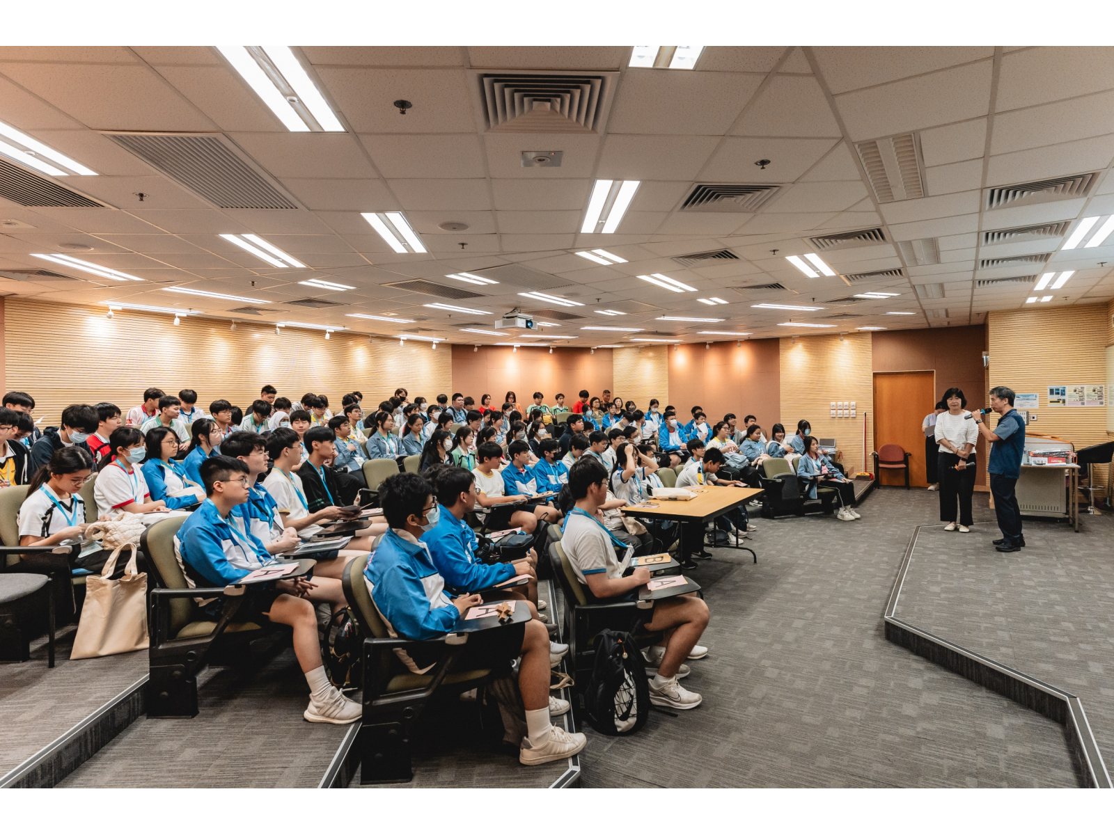 紀律部隊多面睇