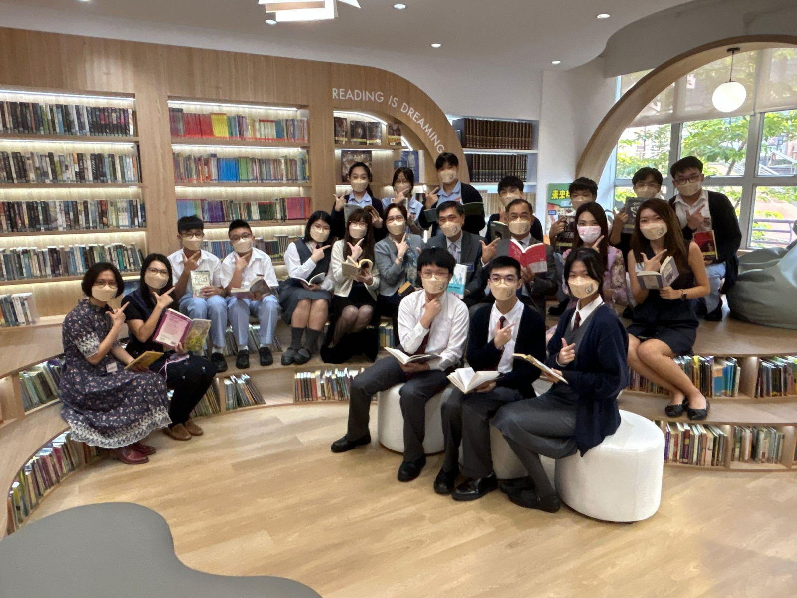 WhatsApp_Image_2022-11-18_at_15.28.51_(1)