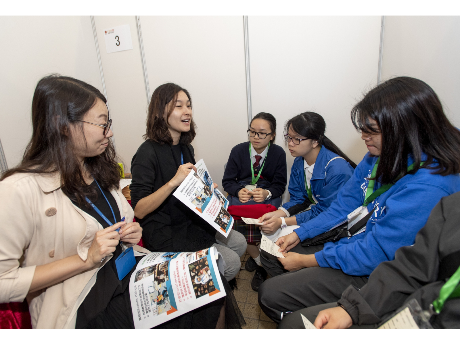 112418_WeCan_DSC3753