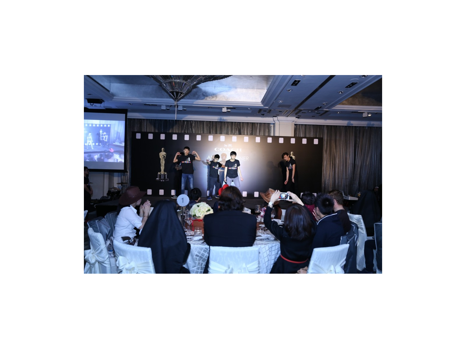 127319066@N07_16891630492_Coach-Annual-Dinner-HK-2015-1024x683