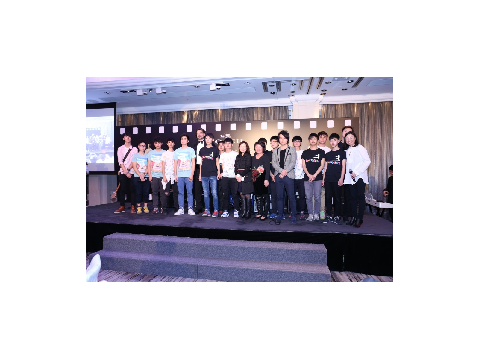 127319066@N07_16705266748_Coach-Annual-Dinner-HK-2015-1024x683